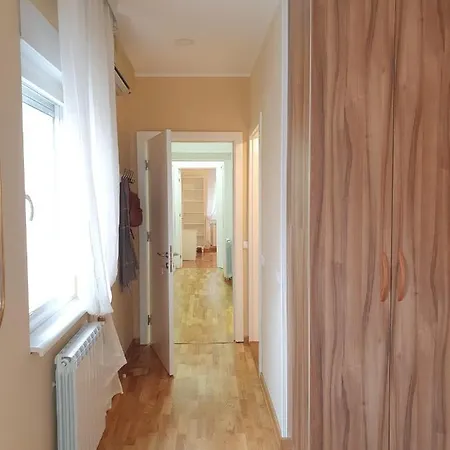Apartment Smiljaniceva Urban Downtown *